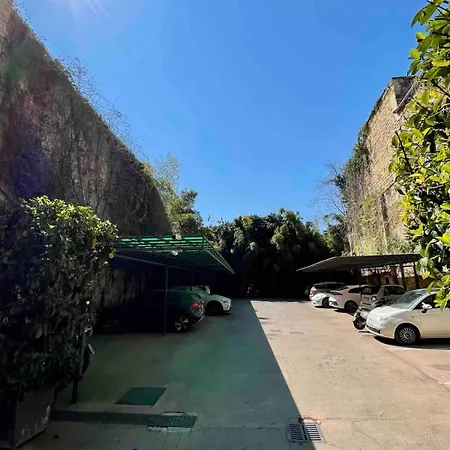 Cathedral Small Charming Centro Storico Apartment
